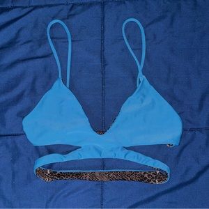 ⚡️SOLD ON INSTA⚡️acacia swim haku top in salt water